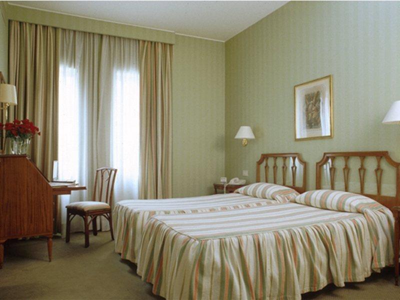 Hotel Commodore Řím Pokoj fotografie